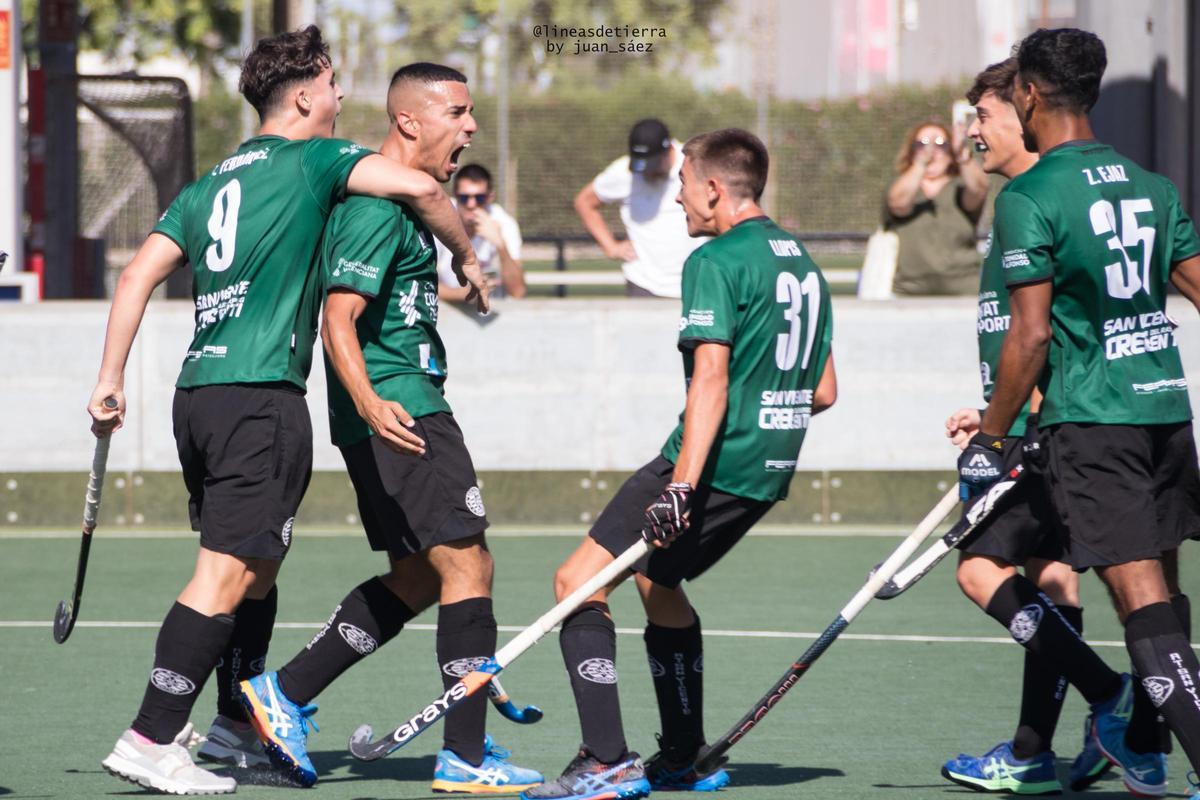 Los alicantinos, que siguen líderes del Grupo 2, vencieron al CD Giner de los Ríos en un derbi autonómico que sirvió para atar la permanencia.