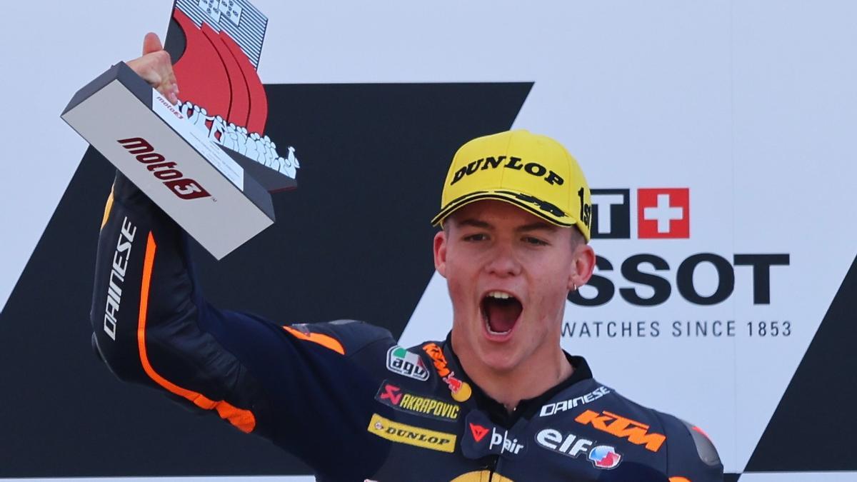 Daniel Holgado, ganador de Moto3 2023 en el circuito de Portimao.