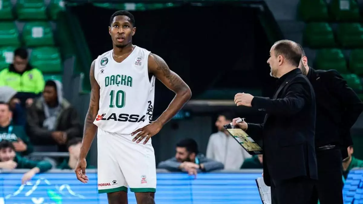Omari Moore, nuevo fichaje en la línea exterior de Valencia Basket