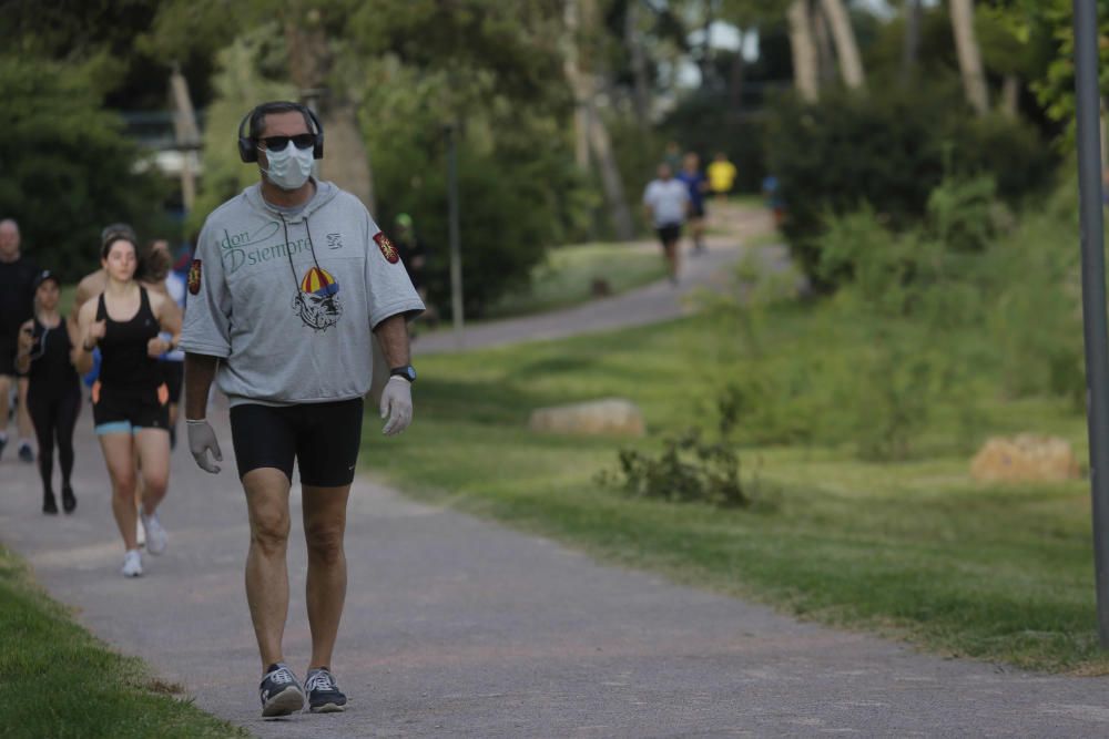 El cauce del río se llena de deportistas