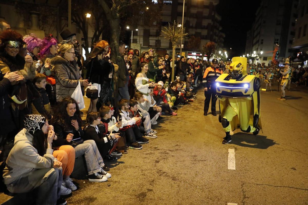 Desfile de carnaval en Mieres el año pasado