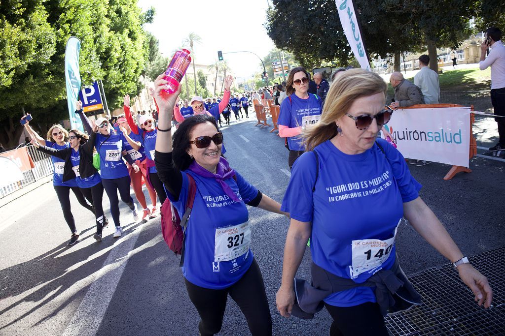 Las imágenes de la llegada a meta de la Carrera de la Mujer de Murcia 2024