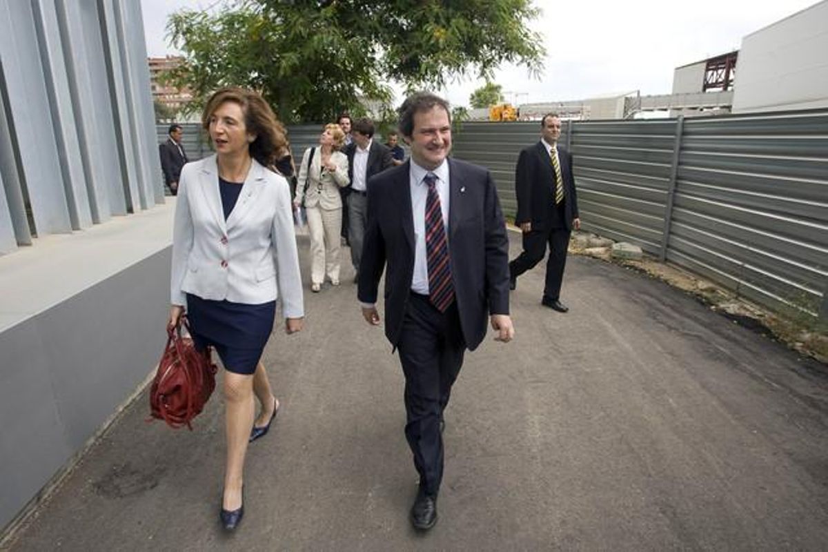 Gemma Mumbrú i l’alcalde Hereu, el dia 15. Gemma Mumbrú i l’alcalde Hereu, el dia 15.