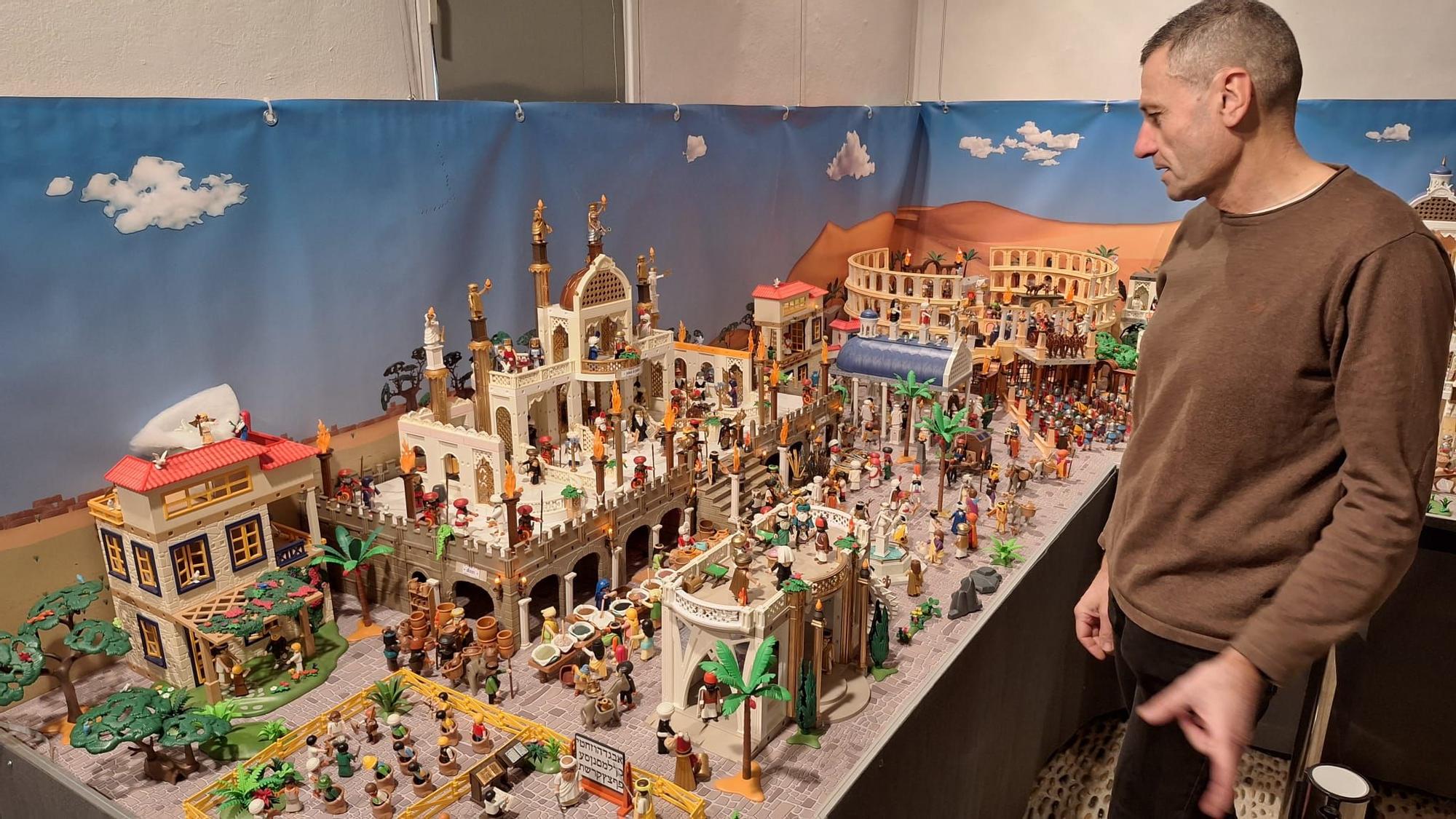 Las imágenes del gran belén de Playmobil de Diego Pérez en Vila-real