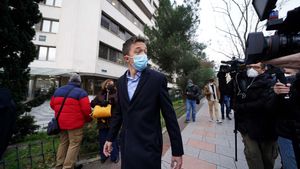 La jutge suspèn el judici d’Errejón davant el dubte que es vegi «vulnerat el principi de parcialitat objectiva»