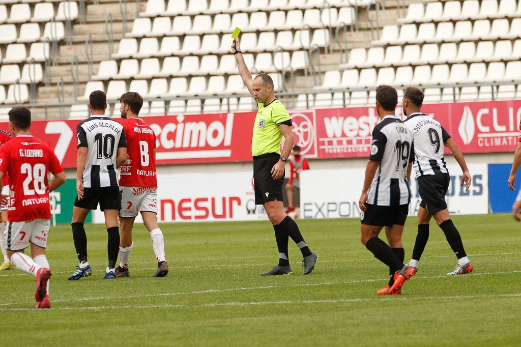 El Real Murcia no levanta cabeza (0-0)