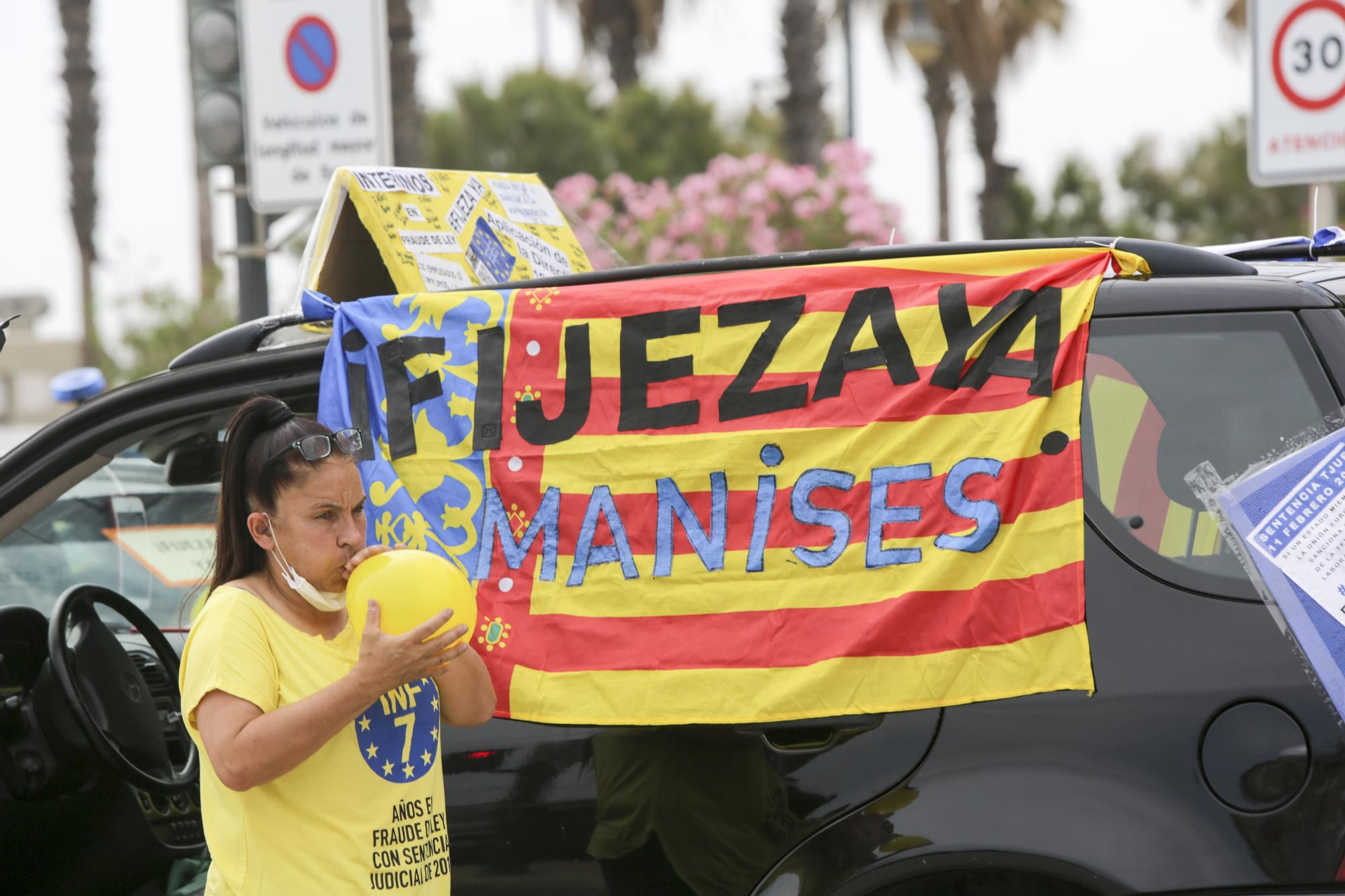 Las imágenes de la manifestación de los interinos en València