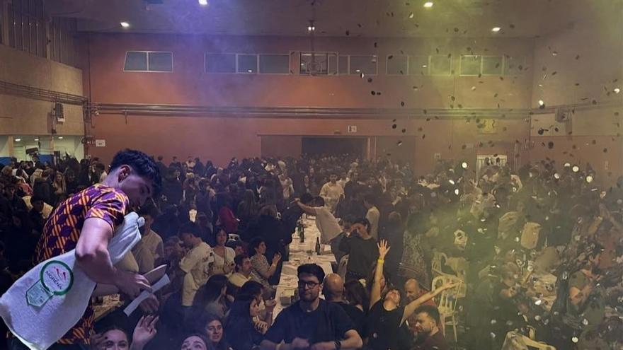 Blai Minoves recollint el premi a la Quina Berguedana