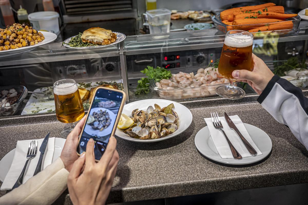 La jueza ordena al nuevo operador del bar Pinotxo de la Boqueria dejar de usar ese nombre comercial