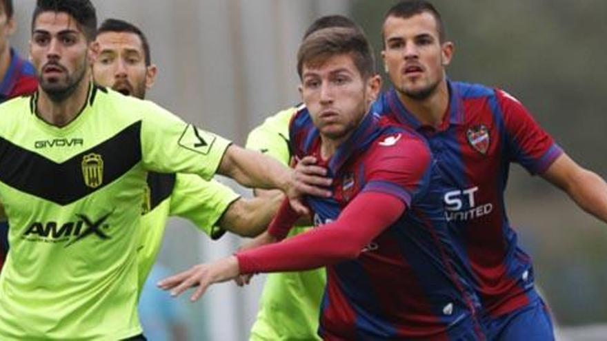 El Atlético Levante se estrella ante el Hospitalet