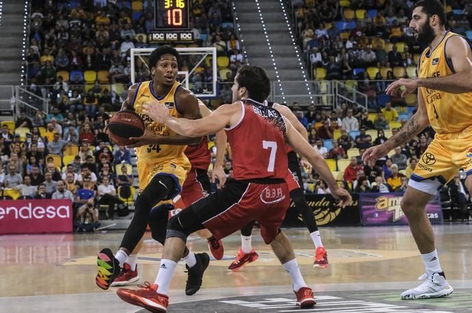 LAS PALMAS DE GRAN CANARIA. Herbalife Gran Canaria-Fuenlabrada  | 01/12/2019 | Fotógrafo: José Pérez Curbelo