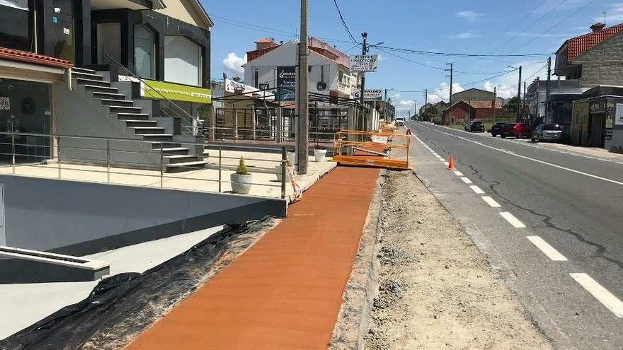 Senda peatonal a su paso por Ardán. // S.A.