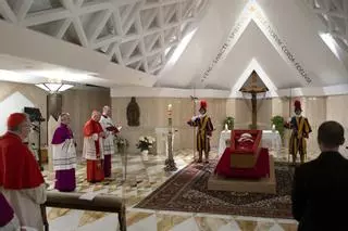 El papa Francisco será trasladado mañana a la Basílica de San Pedro y el funeral será el próximo sábado
