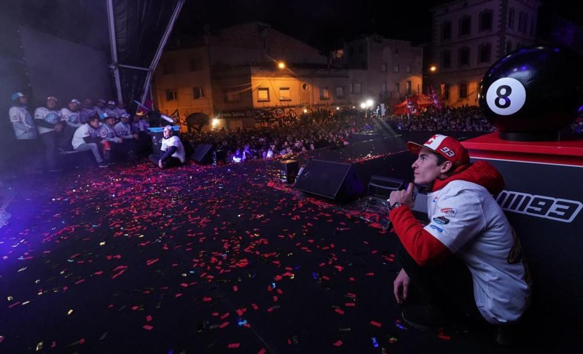 Fiesta de celebración en Cervera de Marc Márquez y su hermano Álex