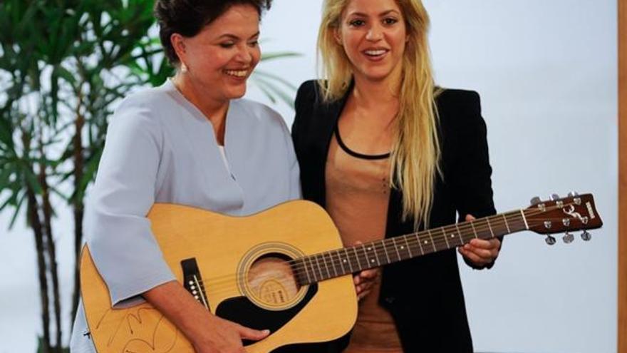 Dilma Rousseff y Shakira.