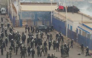 AI cifra en más de 100 las víctimas de “la masacre” de 24J en Melilla