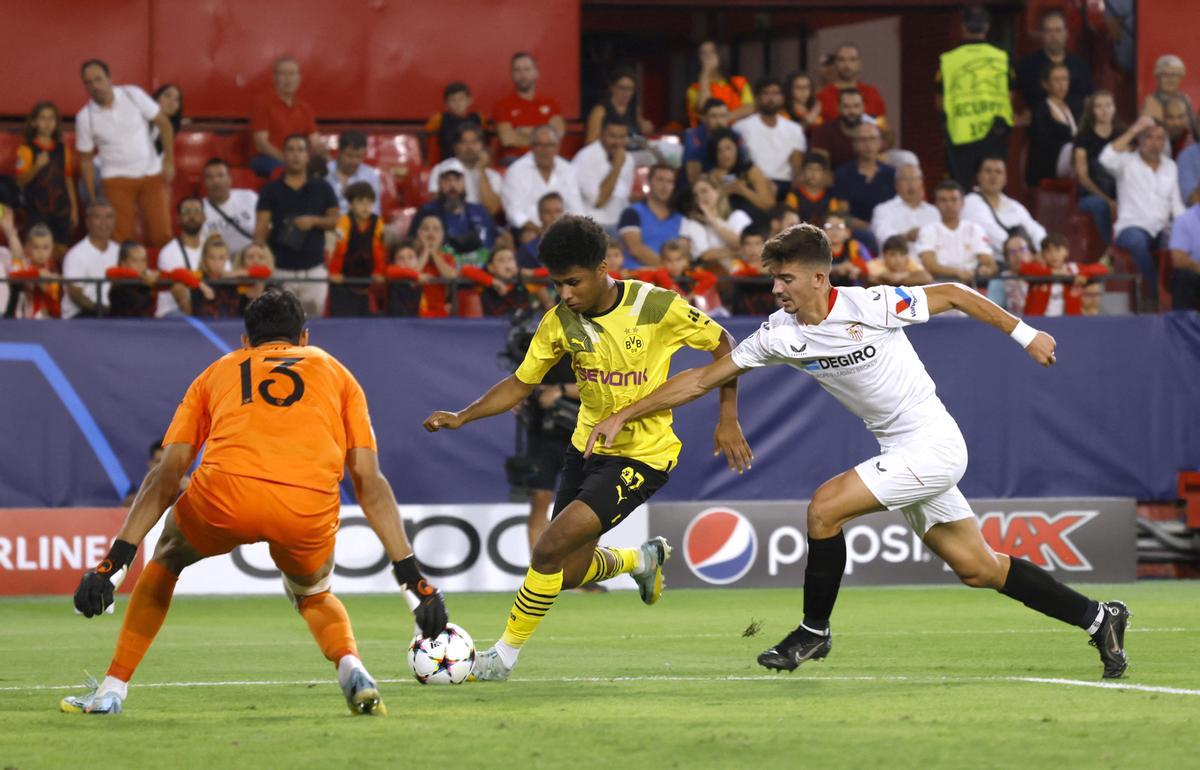 Champions League - Group G - Sevilla v Borussia Dortmund