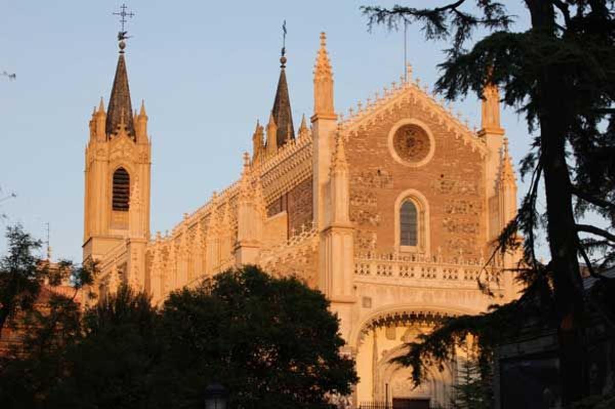 La Iglesia de Los Jerónimos es uno de los ejemplos de arquitectura gótica en Madrid.
