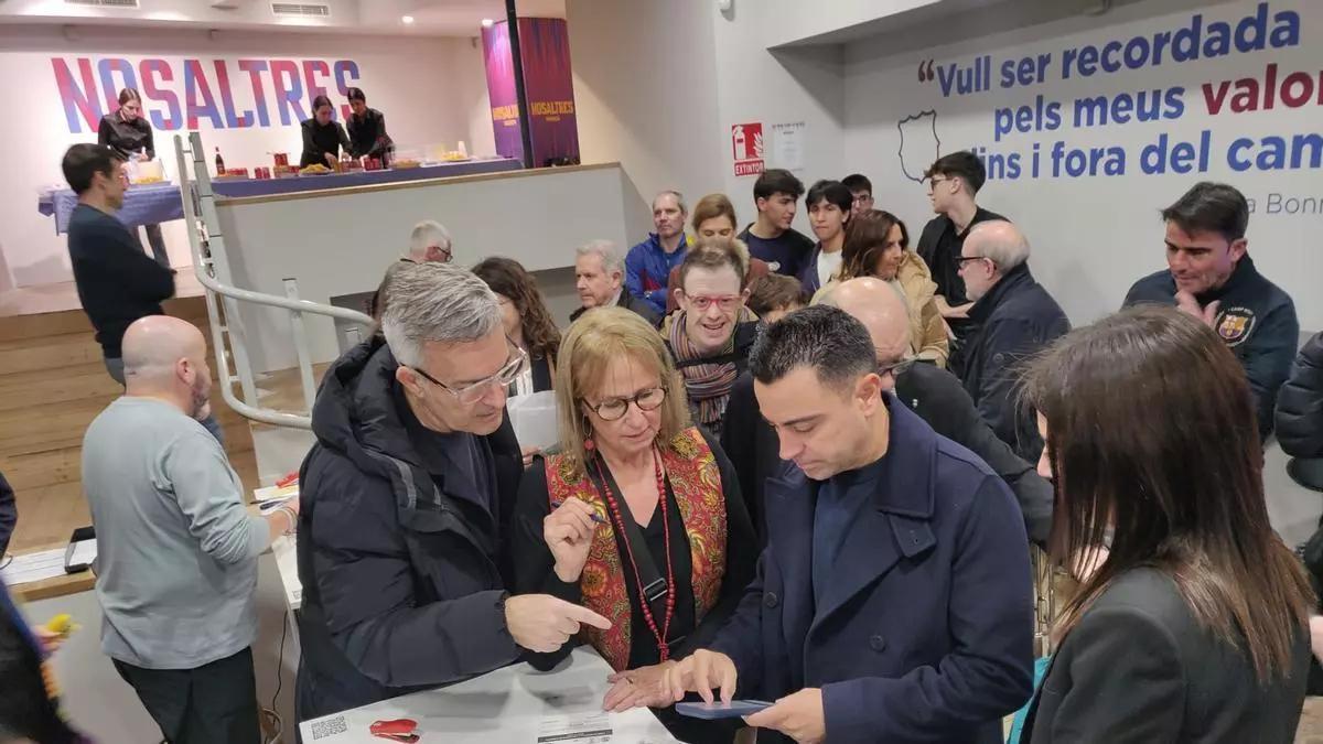 Xavi Hernández, en la sede electoral de Víctor Font este sábado.