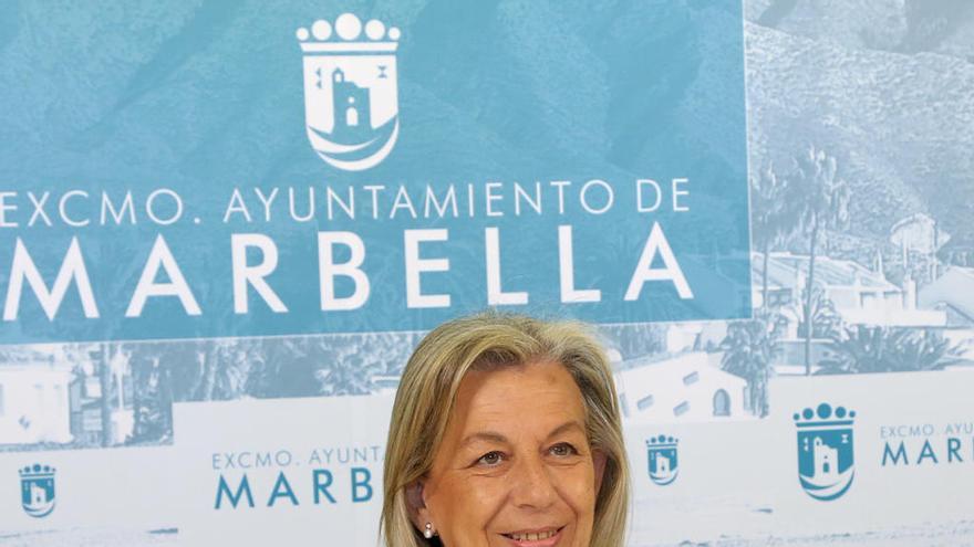 La concejala Francisco Caracuel en la presentación del balance, en Marbella.