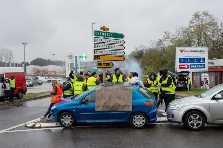 Los ''chalecos amarillos'' protestan en Francia