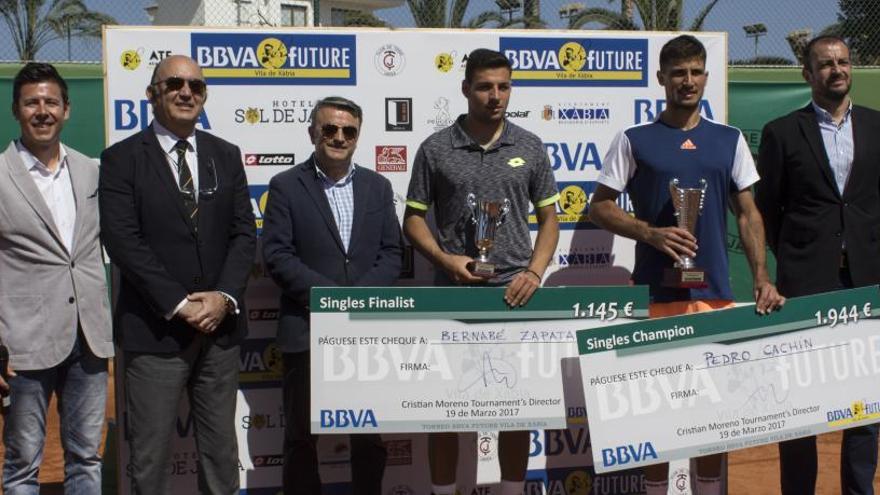 El argentino Pedro Cachín se impuso en la final del I BBVA Future Vila de Xàbia al valenciano Bernabé Zapata