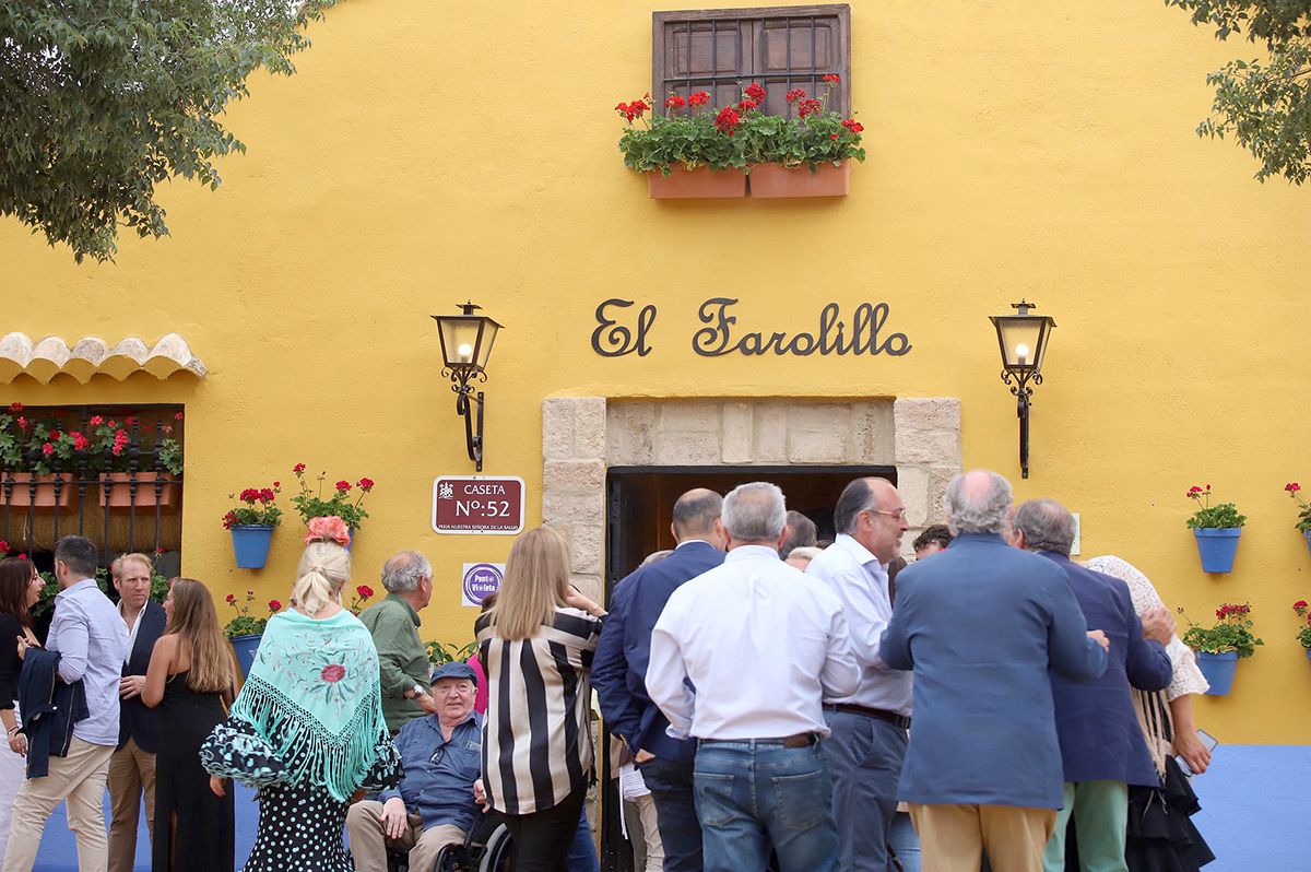 Primer Premio a la Mejor Portada a la Caseta Asociación "El Farolillo”