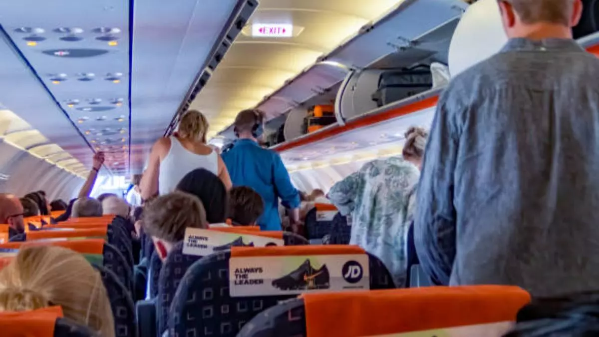 Dejan en tierra a 19 pasajeros por exceso de peso en el avión