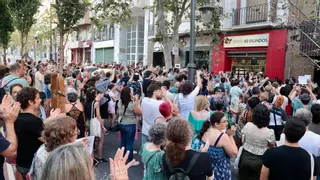 «Els llibres són amics que no demanen»