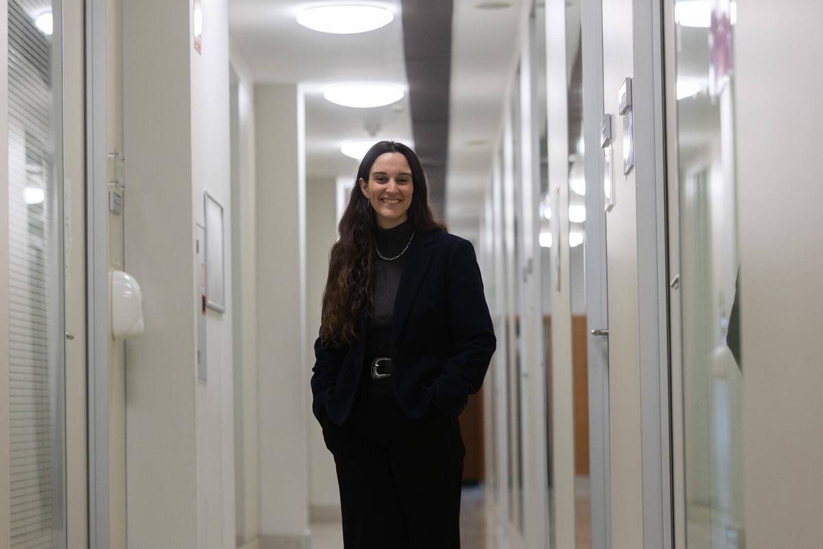 La doctora en Trabajo Socuial y experta en vivienda Glòria Caravantes en la Facultad de Ciencias Sociales de la UV