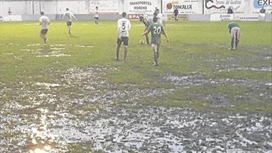 El Plasencia cede ante el Santa Amalia de Curro