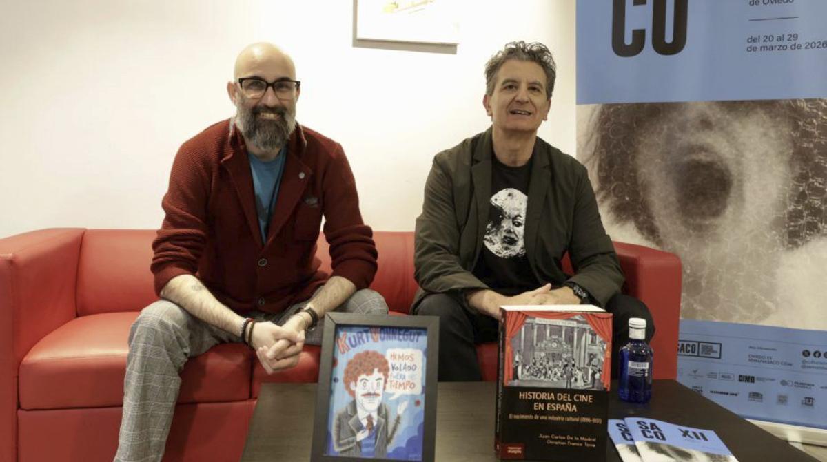 Christian Franco (a la izquierda) y Juan Carlos De la Madrid, ayer, en Matadero Uno.