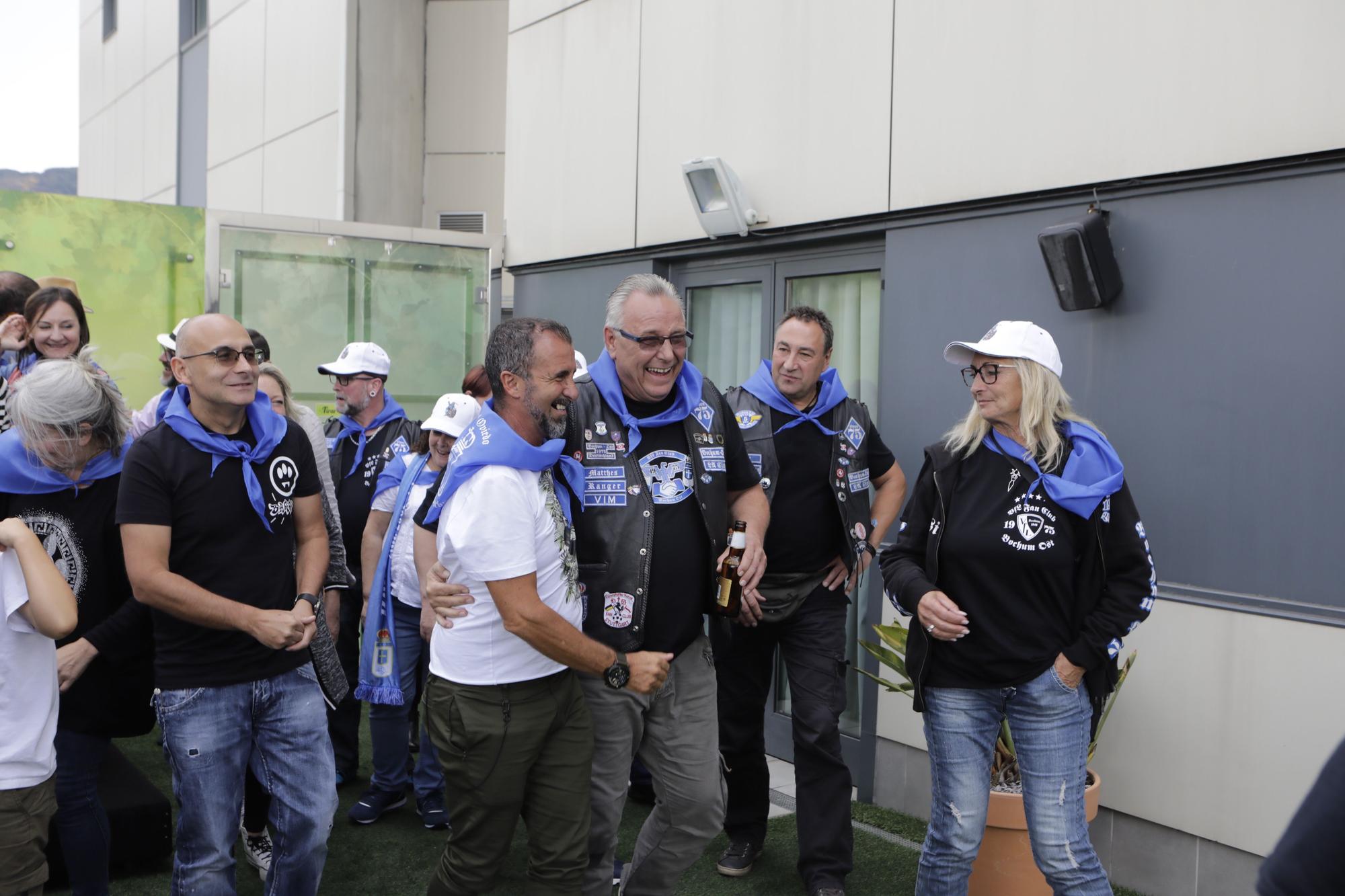 EN IMÁGENES: La peña Bochum del Oviedo celebra su 35º. aniversario