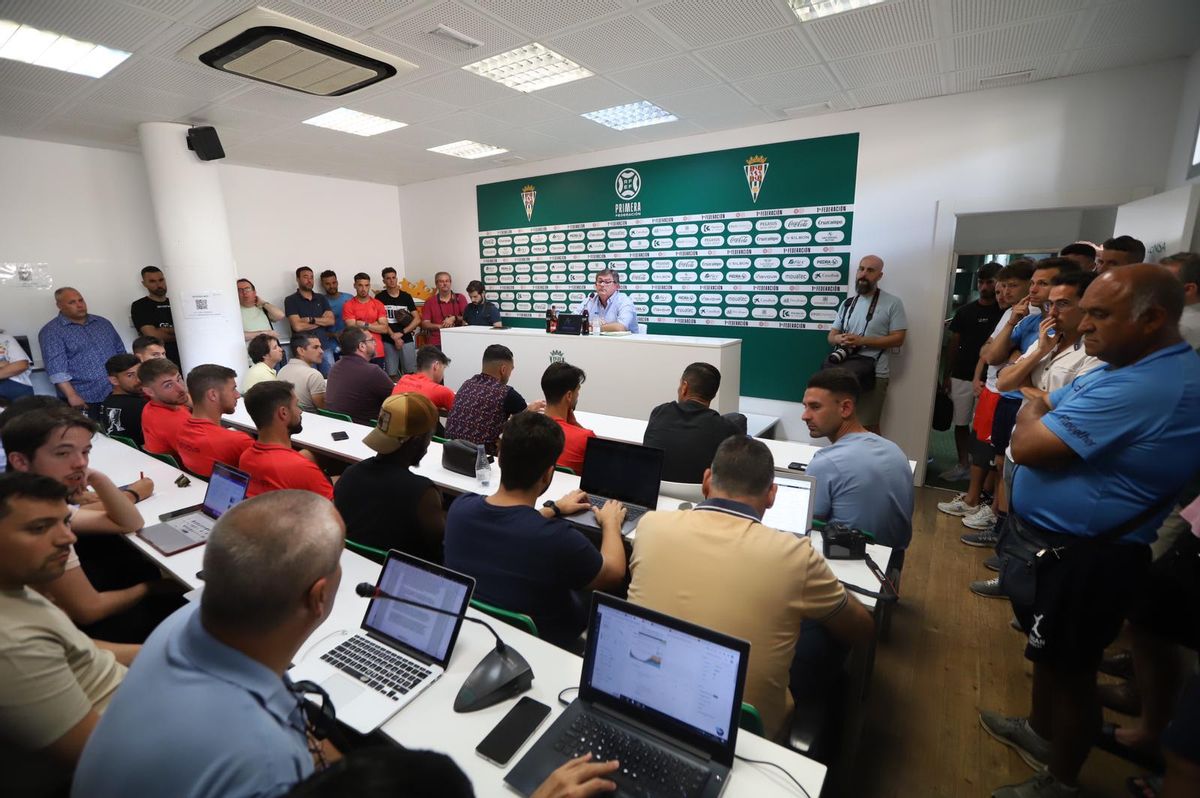 Una vista de la sala de prensa de El Arcángel en la despedida de Javier González Calvo como consejero delegado del Córdoba CF.