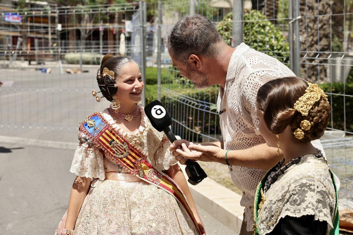 La corte desembarca en la mascletà del 22 de junio en Alicante La corte desembarca en la mascletà del 22 de junio en Alicante
