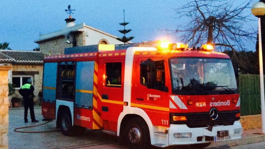 Susto por el incendio en una chimenea en Xàbia