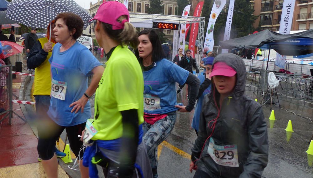 Llegada IV Carrera de la Mujer en Murcia (II)