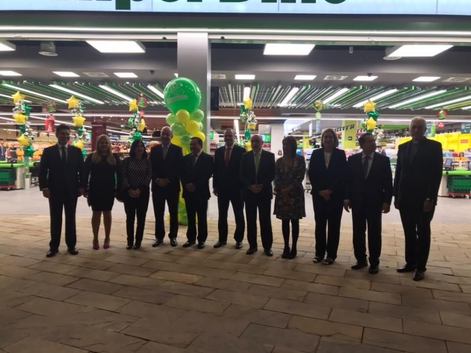 Inauguración del Centro Comercial Alisios