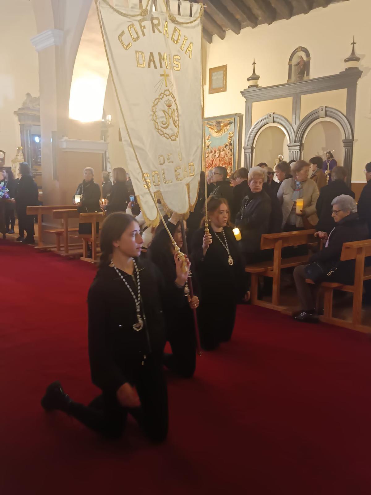 GALERÍA| La procesión de La Soledad de Manganeses de la Lampreana en imágenes