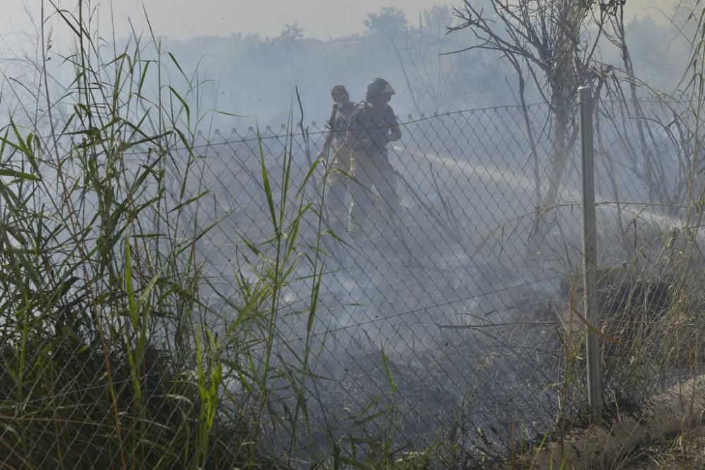 Incendio de matorral en Cabezo de Torres