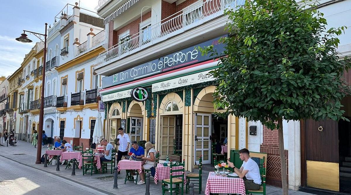Restaurante Don Cammillo e Peppone ubicado en la Calle Betis del barrio de Triana