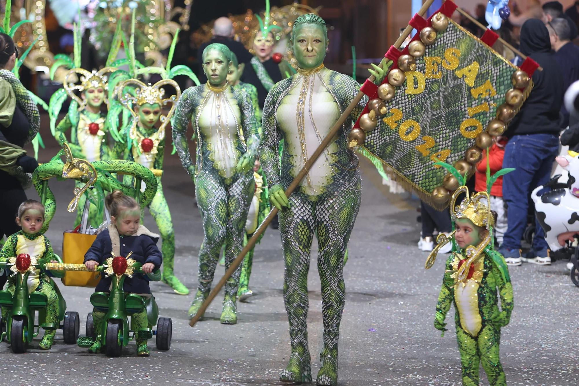 Las mejores imágenes del desfile concurso de Carnaval de Torrevieja 2024 están aquí