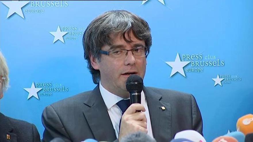 Puigdemont afirma que no volverá a España hasta que haya "garantías"