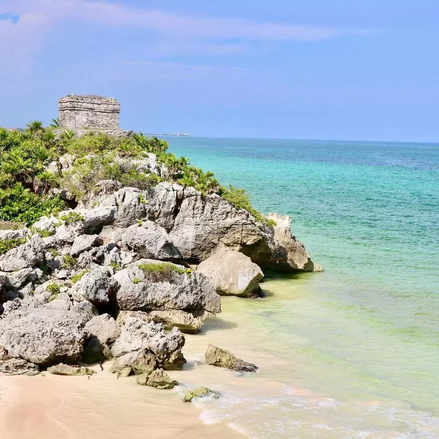 Riviera Maya: selva, cenotes y cultura maya frente al Caribe mexicano