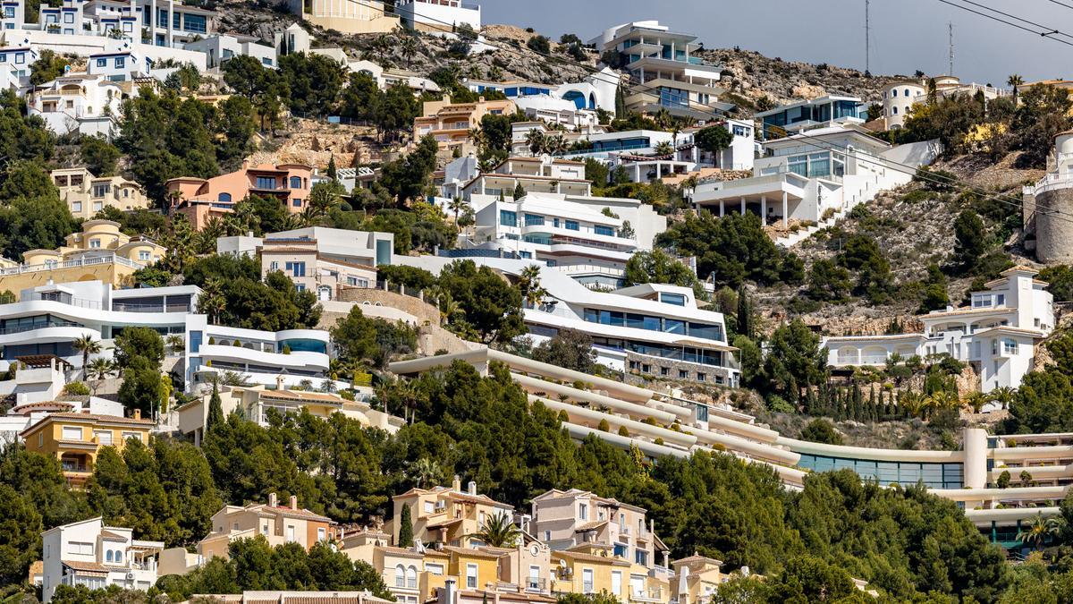 Viviendas en la urbanización Altea Hills.