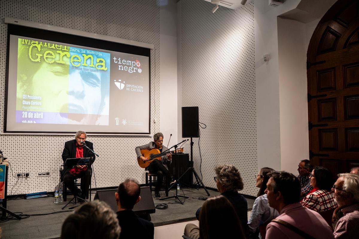 Galería | Las imágenes del concierto de Manuel Gerena en el CEI Charo Cordero
