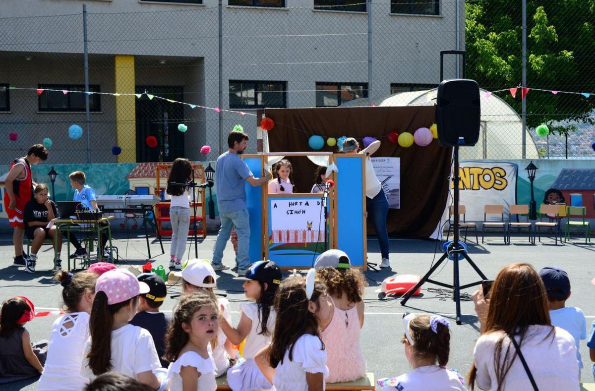 Un momento de la celebración del festival en el colegio de A Guía.   | // GONZALO NÚÑEZ