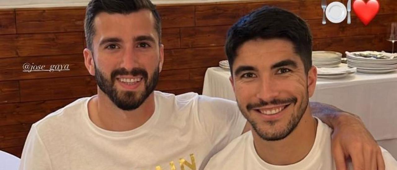 José Luis Gayà y Carlos Soler comiendo juntos