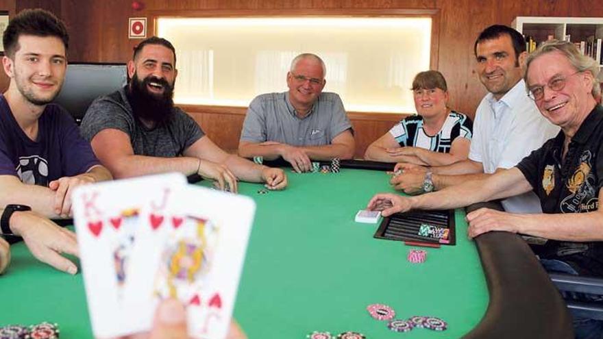 Das Poker-Coaching-Camp in Cala Ratjada im Nordosten von Mallorca