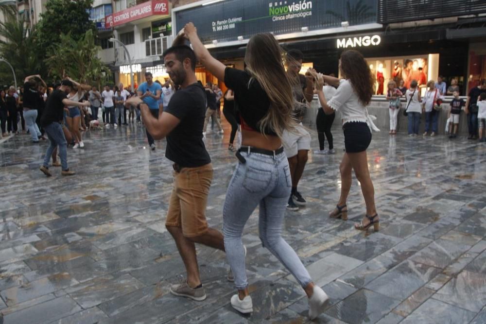 Taller de salsa en la Feria de Murcia